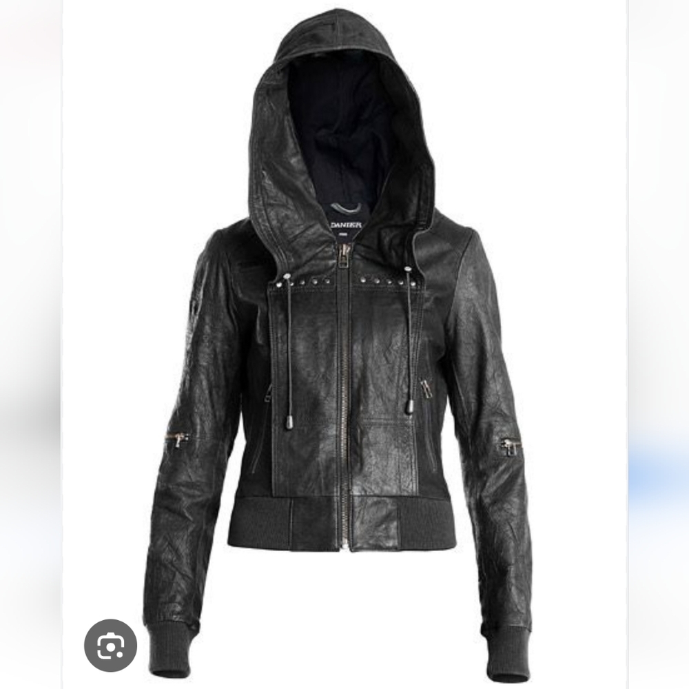 Danier Women Black Leather jacket whit hoodie